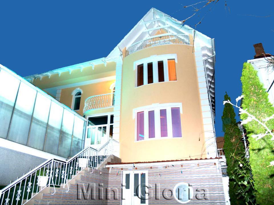 Gloria Mini-Hotel 基希讷乌 外观 照片